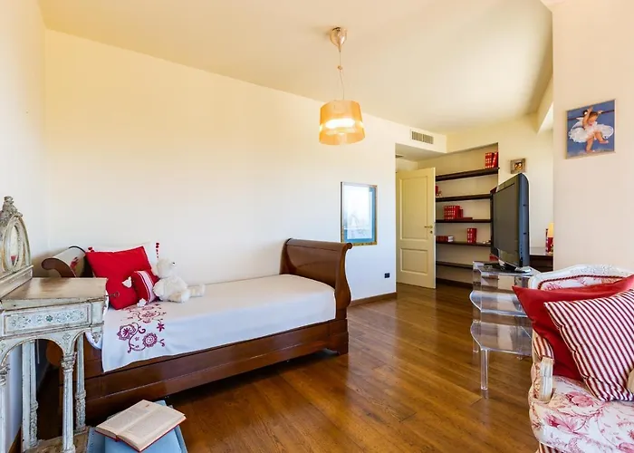 Alba 12, Emma Villa Giardini Naxos